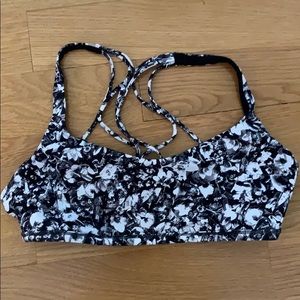 Lulu lemon sportsbra